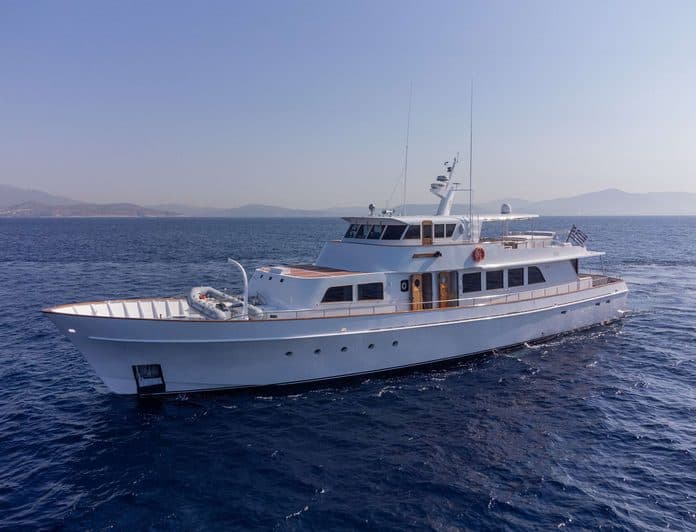 TAKA yacht — 30m Stephens motor yacht