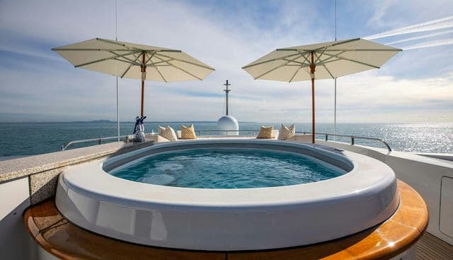 LA BLANCA yacht — La Blanca Yacht 2