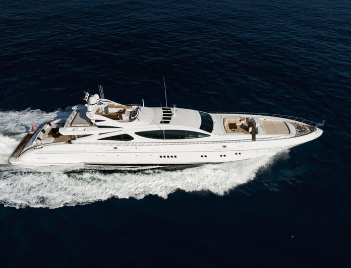 ROYALE X yacht
