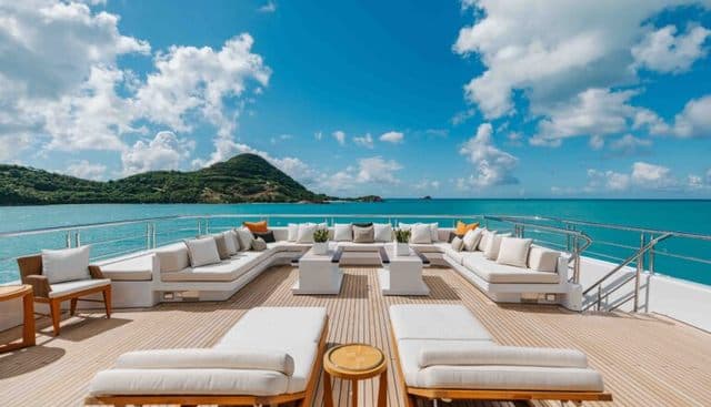 QUANTUM OF SOLACE yacht — Quantum of Solace Yacht 3