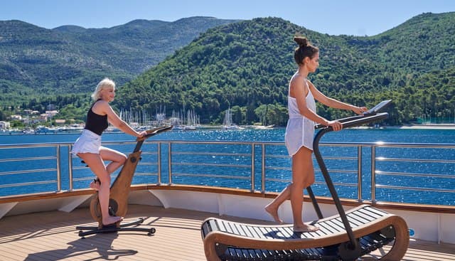 AETERNA yacht — Aeterna Yacht 4