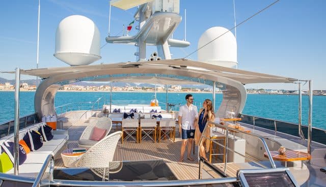 HATT MILL yacht — Hatt Mill Yacht 3