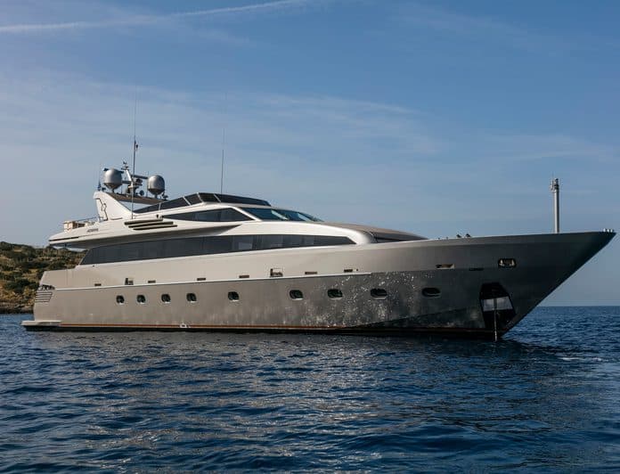 XANAX yacht — 33.8m Admiral Yachts motor yacht