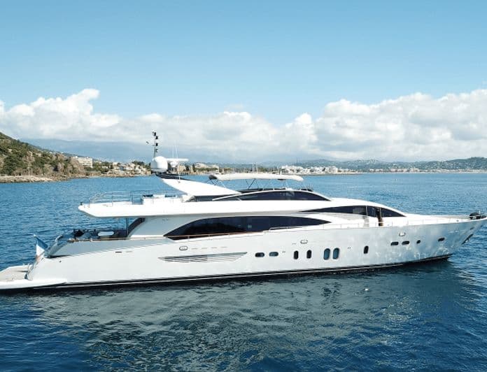 LADY EMMA yacht — 34.11m Couach motor yacht