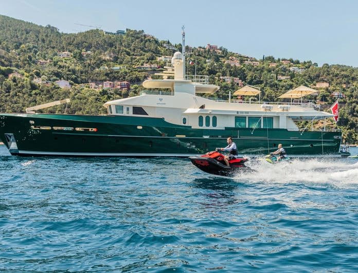 W EXPLORER yacht — 36.19m Benetti Sail Divisio motor yacht