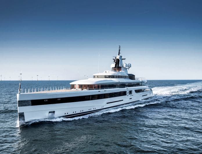 LADY S yacht