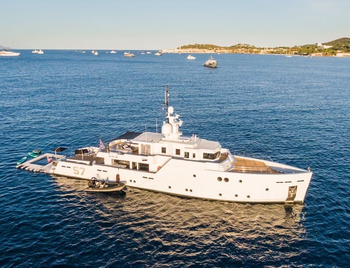S7 yacht — 39.3m Tansu motor yacht