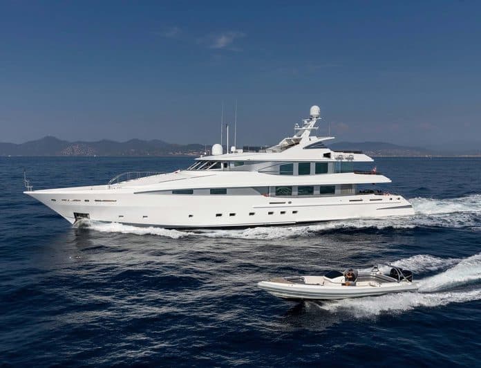 LA TANIA yacht