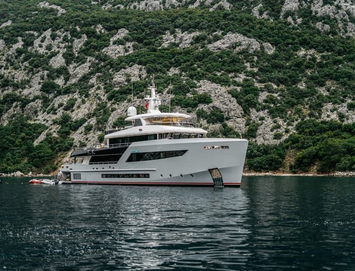HEEUS yacht — 44.2m Bering Yachts motor yacht