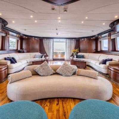 HOLIDAY yacht — Holiday Yacht 12