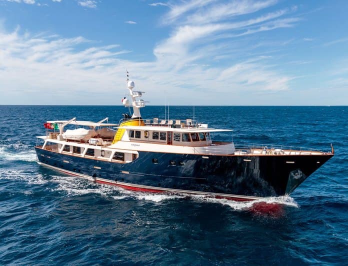 ARIONAS yacht — 39.7m Clelands Shipbuildin motor yacht