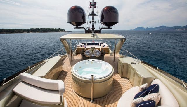 YCM 120 yacht — YCM 120 Yacht 2