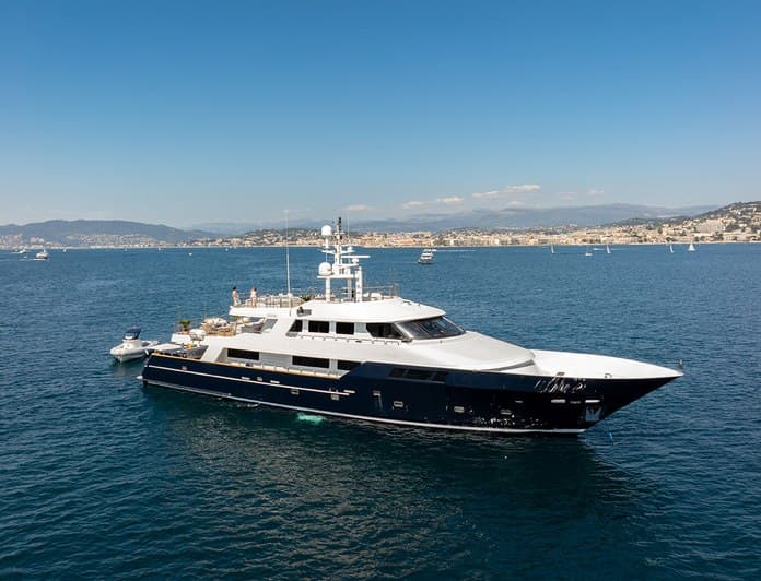SENSEI yacht — 39m Mitsubishi Heavy Ind motor yacht