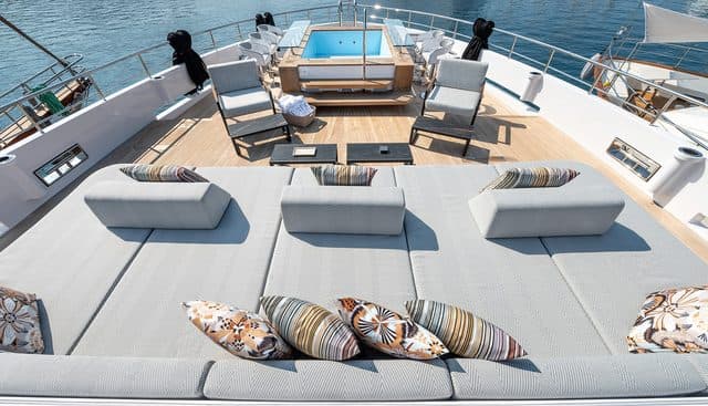 M55 yacht — M55 Yacht 2