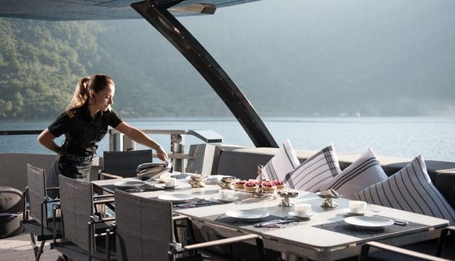 FX yacht — FX Yacht 4