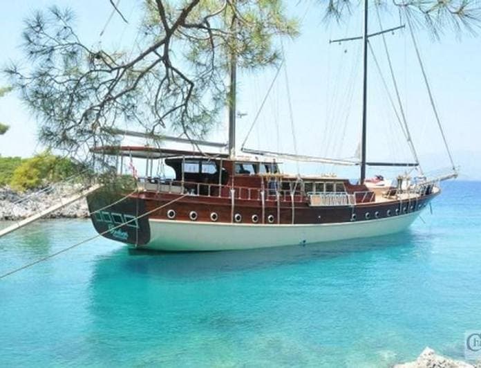 BROTHERS yacht