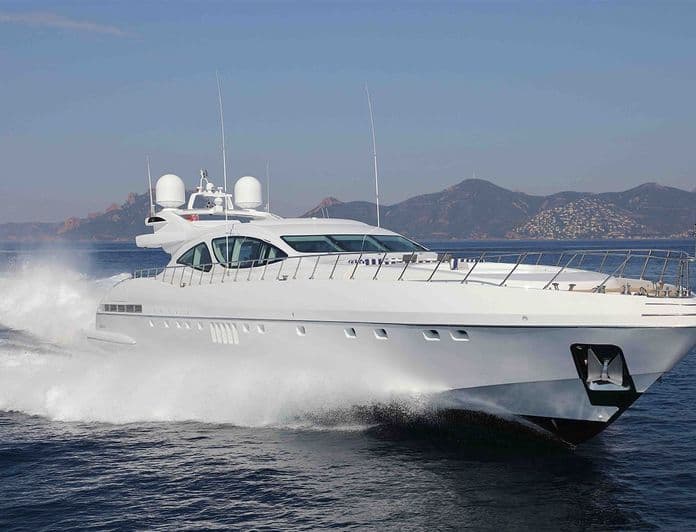 VENI VIDI VICI yacht — 39.65m Mangusta motor yacht