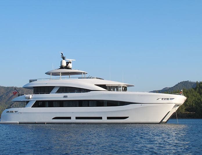 SHU U RITE yacht — 34.11m Curvelle motor yacht