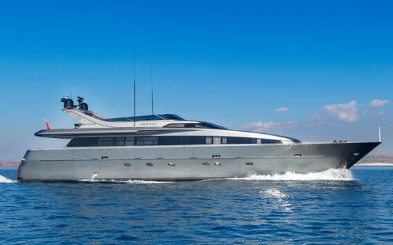SUMMER FUN yacht — 30.8m Admiral Yachts motor yacht