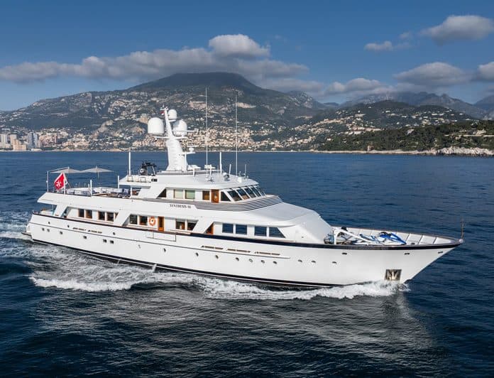 SYNTHESIS 66 yacht — 41.8m Feadship motor yacht