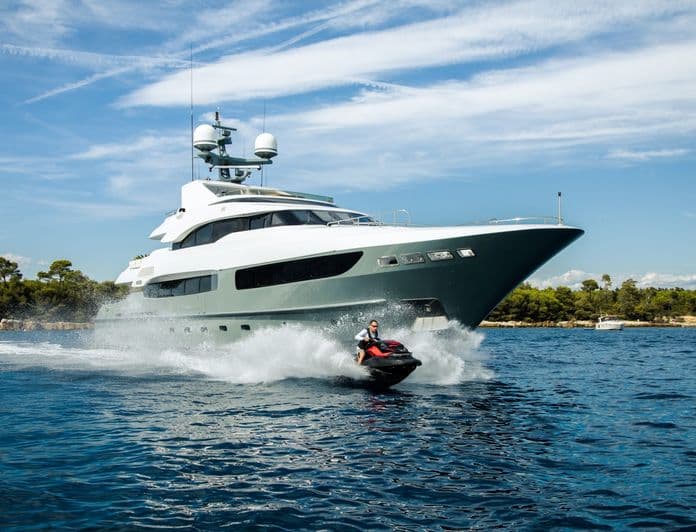 LEGENDA yacht — 41.1m Mondo Marine motor yacht