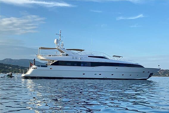 BROOKLYN yacht — 37m Akdeniz Shipyard motor yacht