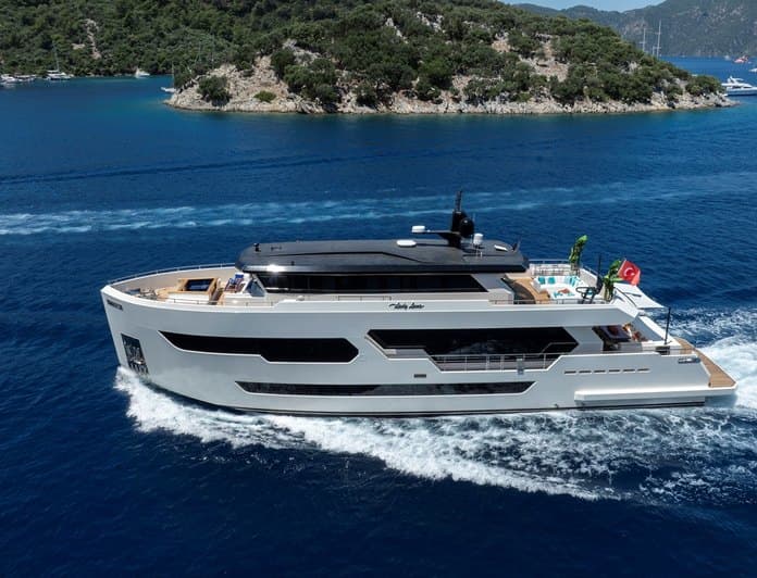LADY LUNA yacht