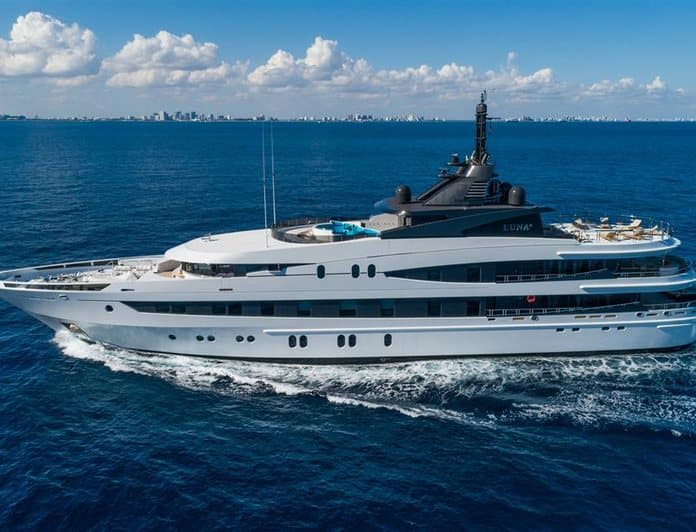 AHS yacht