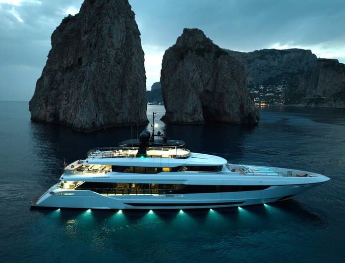 TOY yacht — 43m Mangusta motor yacht