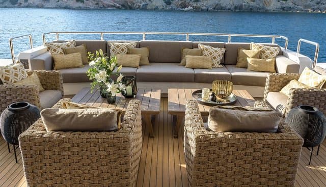 MR T yacht — Mr T Yacht 2
