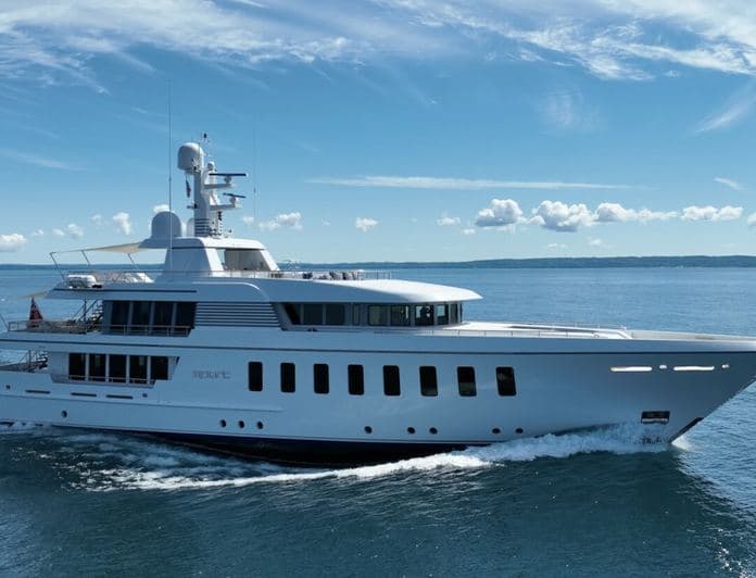 SPORT yacht