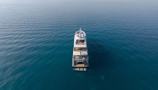 RELIANCE yacht — Reliance Yacht 3