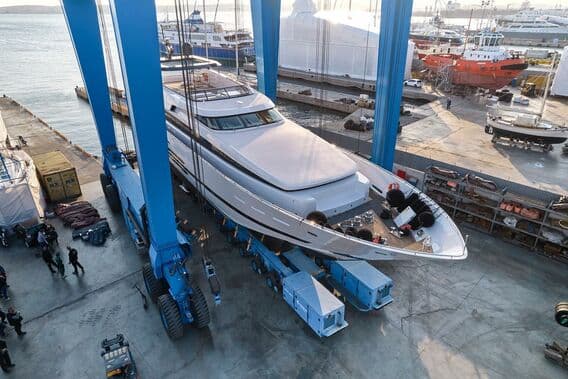 O'NEIRO yacht — 52.7m Golden Yachts motor yacht