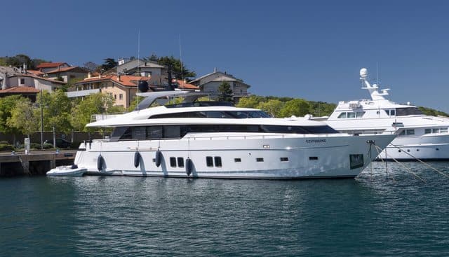 VITTORIA yacht — Vittoria Yacht 2