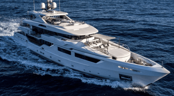 AXIOS yacht