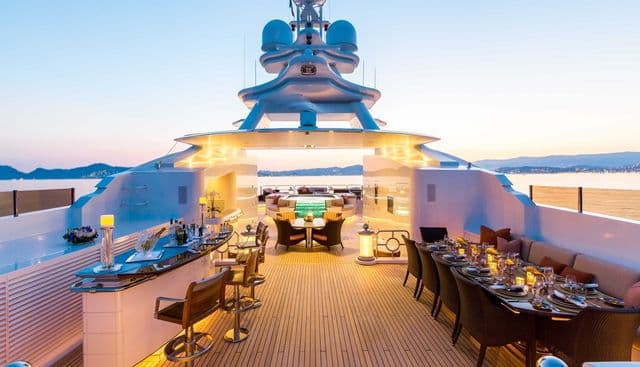 LUCKY LADY yacht — Lucky Lady Yacht 2