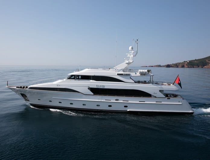 DXB yacht