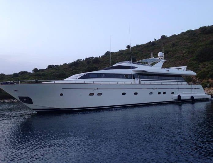 VENUS VISTORIA yacht — 31m Falcon Yachts motor yacht