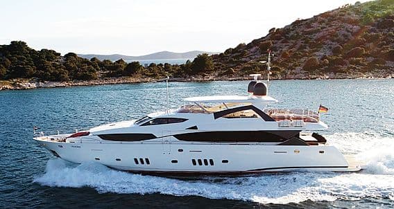 WHITE PEARL I yacht — 33.91m Sunseeker motor yacht