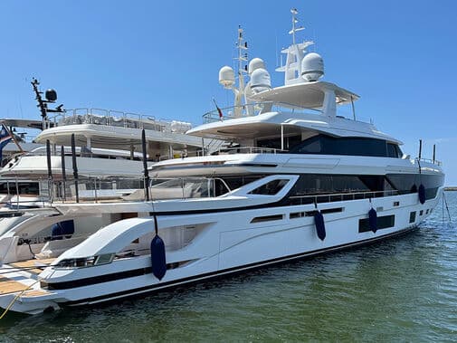 SEA WOLF yacht — 41.76m Mondo Marine motor yacht