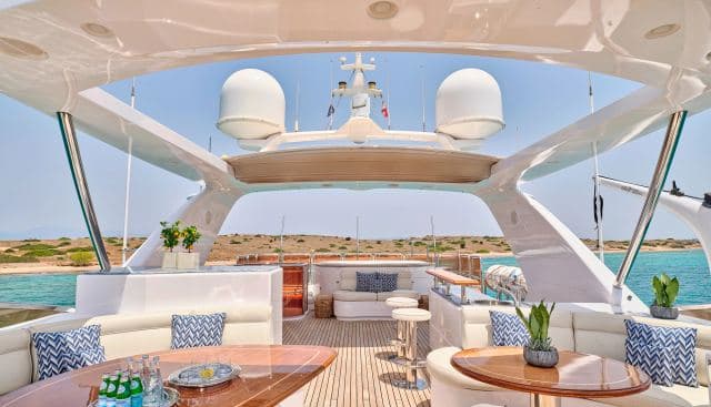 OPTION B yacht — Option B Yacht 3