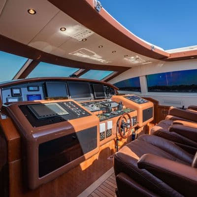 STORM yacht — Storm Yacht 13