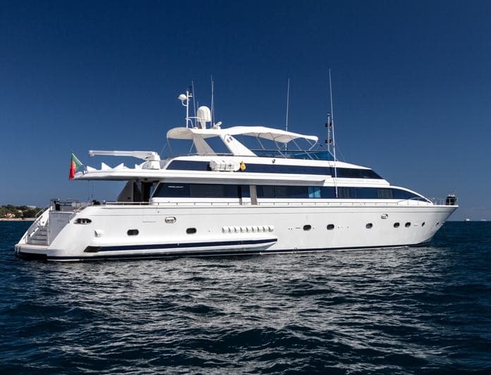MISS CANDY yacht — 30m Versilcraft motor yacht