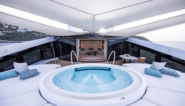 LUNA yacht — Luna Yacht 2