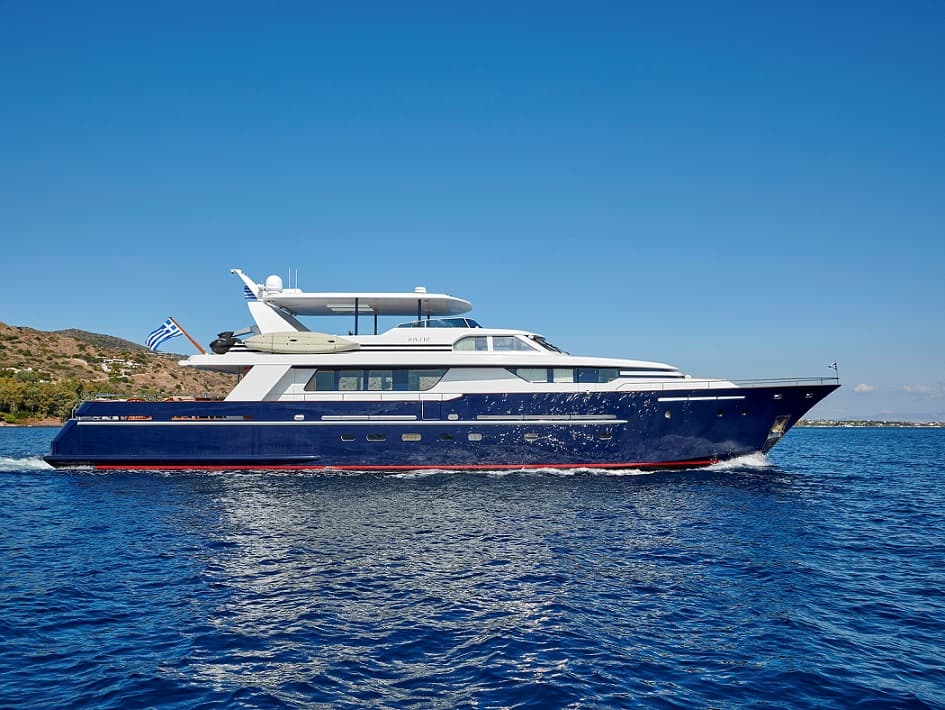 MIA ZOI yacht — 31m Vitters motor yacht