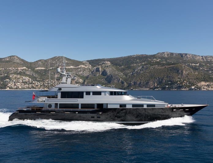 SILVER DREAM yacht — 43.8m Warren Yachts motor yacht