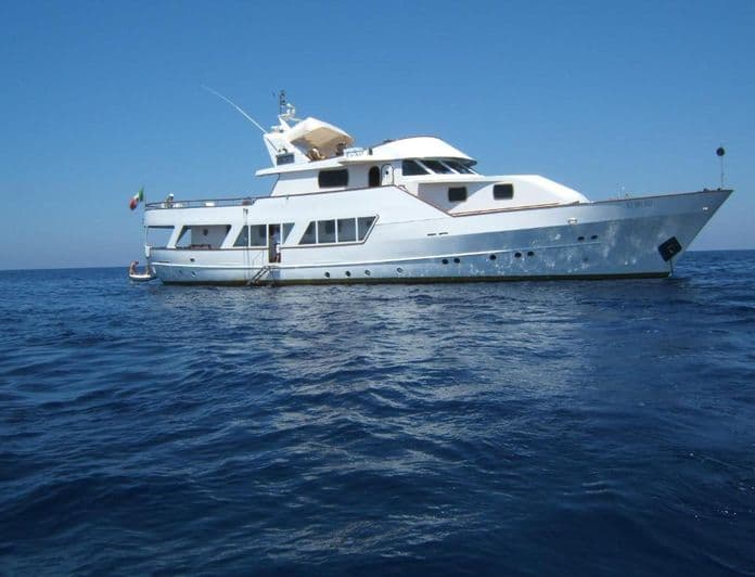LA VOGLIA MATTA yacht — 30m Clemna motor yacht