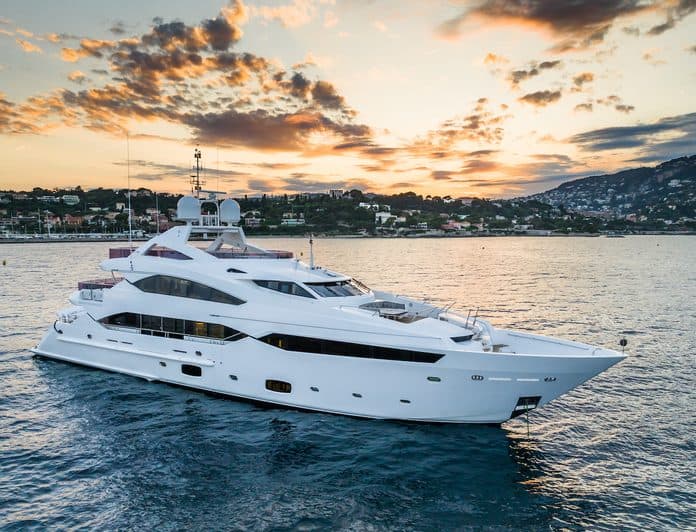 THUMPER yacht — 40.05m Sunseeker motor yacht